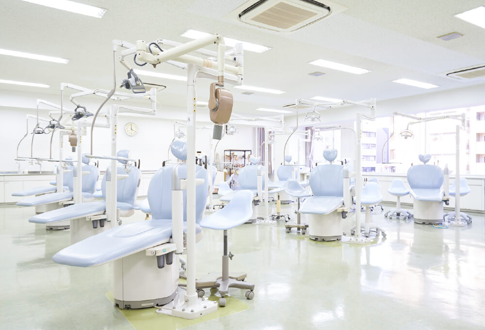 個別見学会で案内する校内イメージ